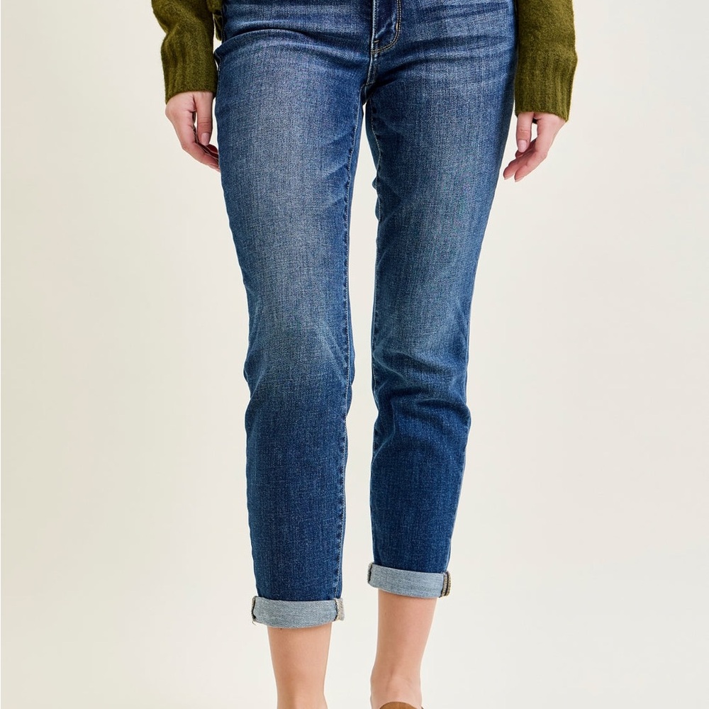 Judy Blue Boyfriend Ankle Jeans